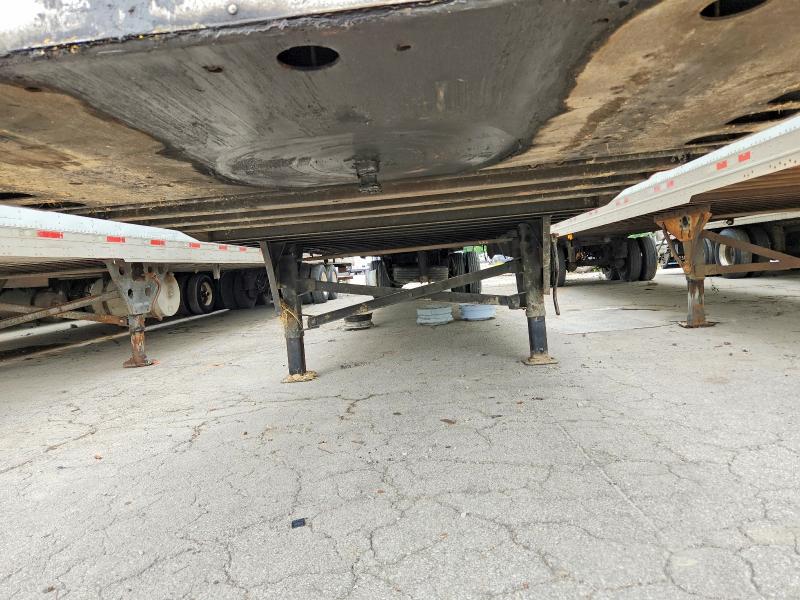 2021 Utility trailer VIN 1UYVS2530M7383547 COPART salvage auction — ROLLOVER, IN - CERT OF TITLE-SALVAGE TITLE, sold $60 on 2026-09-03 (photo 8)