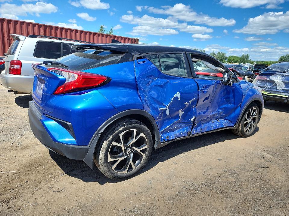2022 Toyota C-hr VIN JTNKHMBX5N1130341 COPART salvage auction — SIDE, ON - PERMIT NO BRAND - UNFIT, sold $2,550 on 2026-07-28 (photo 3)