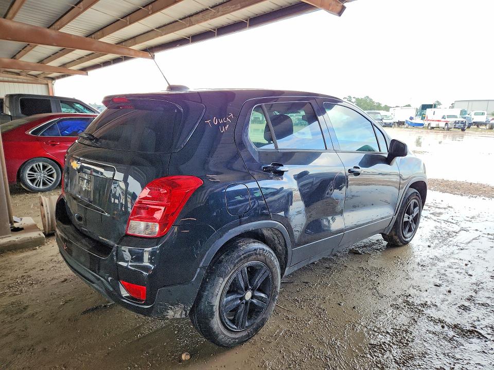 2022 Chevrolet Trax VIN KL7CJNSM1NB511006 COPART salvage auction — SIDE, Tx - Salvage Vehicle Title, sold $1,550 on 2026-07-28 (photo 3)