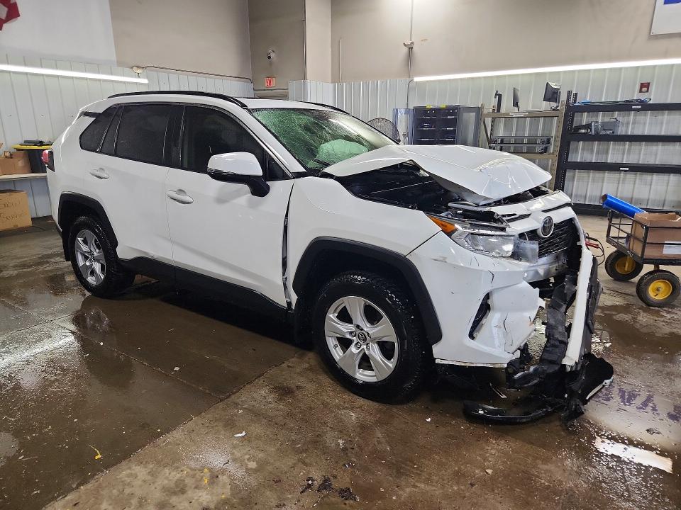 2019 Toyota Rav 4 VIN JTMP1RFV3KD517291 COPART salvage auction — FRONT END, Il - Salvage Certificate, sold $6,000 on 2026-07-28 (photo 4)