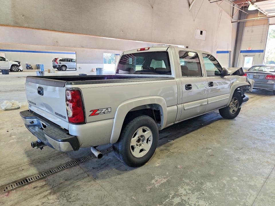 2005 Chevrolet Silverado VIN 2GCEK13T351123380 COPART salvage auction — FRONT END, VA - CERT OF TITLE - SALVAGE, sold $875 on 2026-07-02 (photo 3)