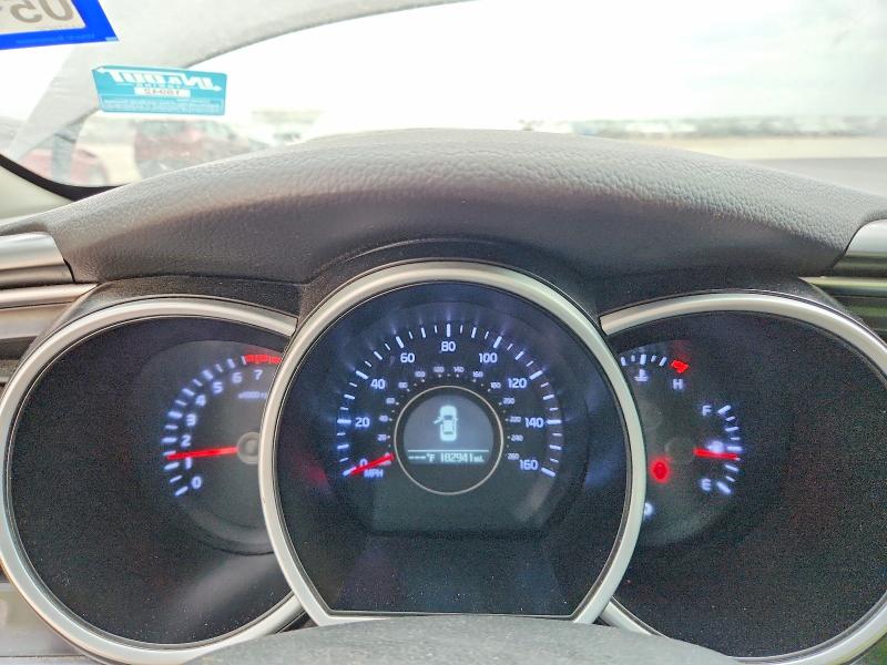 2015 Kia Optima VIN 5XXGM4A75FG395970 COPART salvage auction — FRONT END, TX - BONDED TITLE - SALVAGE (P), sold $675 on 2026-07-02 (photo 9)