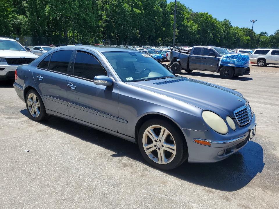 2006 Mercedes-benz E-class VIN WDBUF87J96X208213 COPART salvage auction — MINOR DENT/SCRATCHES, In - Certificate Of Title, sold $575 on 2026-07-21 (photo 4)