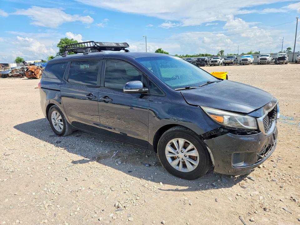 2017 Kia SEDONA VIN KNDMB5C10H6283814 COPART salvage auction — FRONT END, Tx - Salvage Vehicle Title, sold $900 on 2026-07-29 (photo 4)