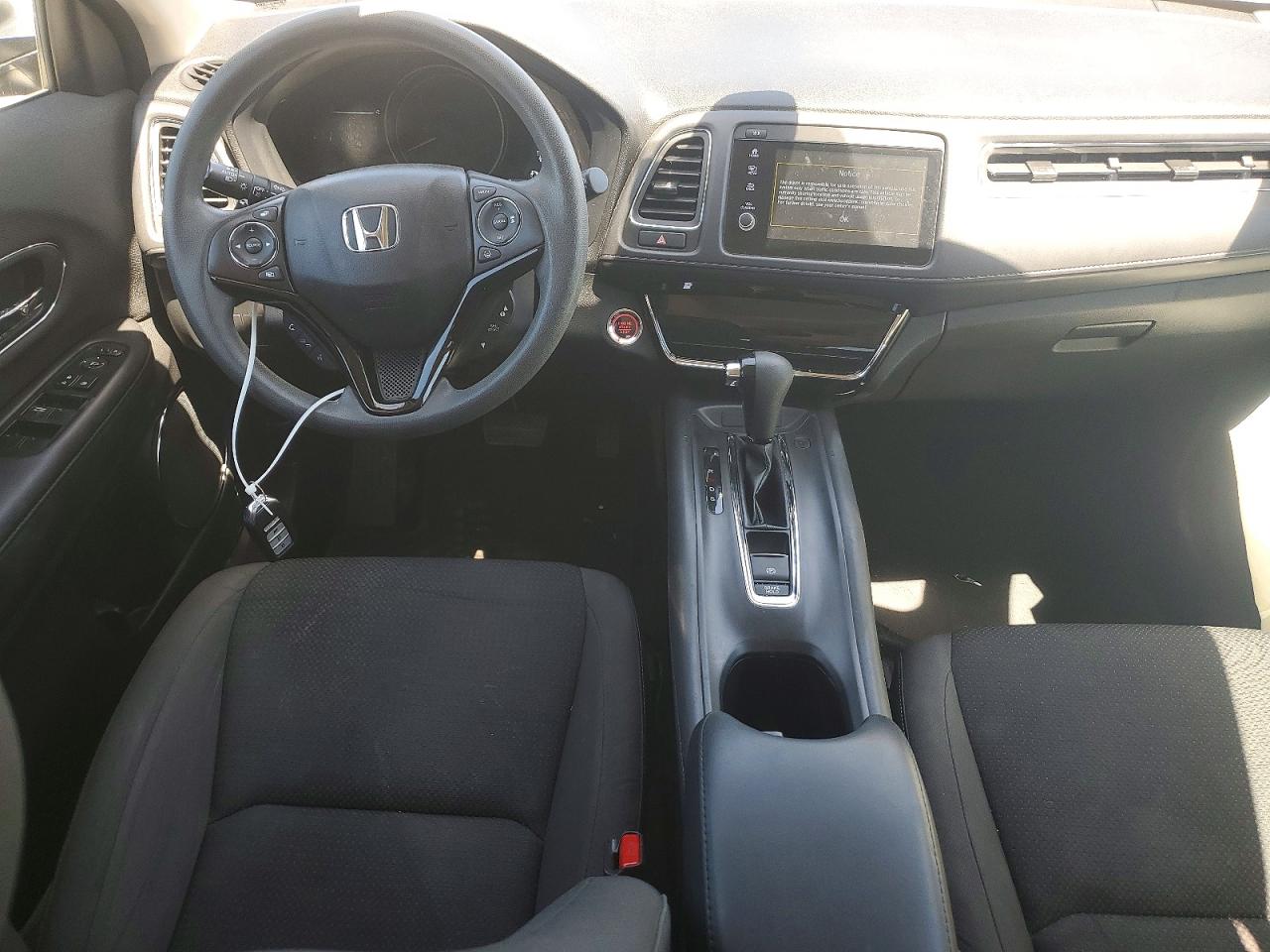 2022 Honda HR-V VIN 3CZRU5H50NM740834 COPART salvage auction — Side, KS - CERT OF TITLE-SALVAGE, sold $6,600 on 2026-07-09 (photo 8)