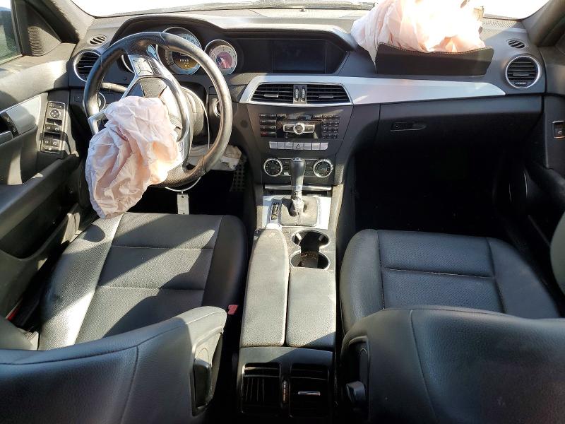 2012 Mercedes-benz C-klasse VIN WDDGF4HB7CA637448 COPART salvage auction — MECHANICAL, Az - Cert Of Title - Salvage, sold $250 on 2026-08-14 (photo 8)