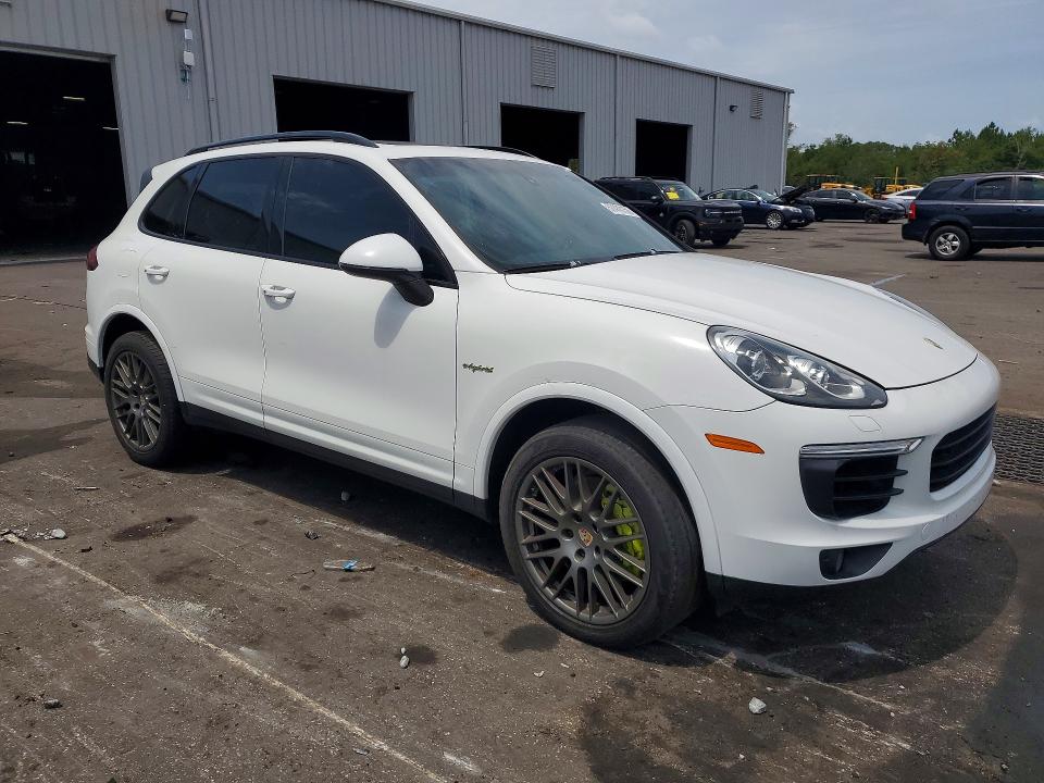 2017 Porsche Cayenne VIN WP1AE2A22HLA74286 COPART salvage auction — MECHANICAL, Fl - Certificate Of Title, sold $9,600 on 2026-07-29 (photo 4)