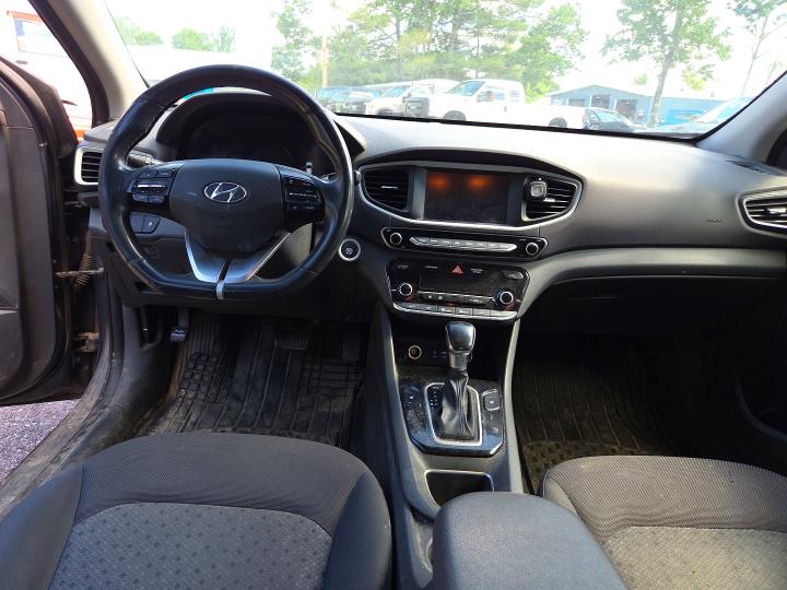 2018 Hyundai Ioniq VIN KMHC75LC6JU073925 COPART salvage auction — MINOR DENT/SCRATCHES, Nh - Certificate Of Title (P), sold $800 on 2026-07-06 (photo 9)