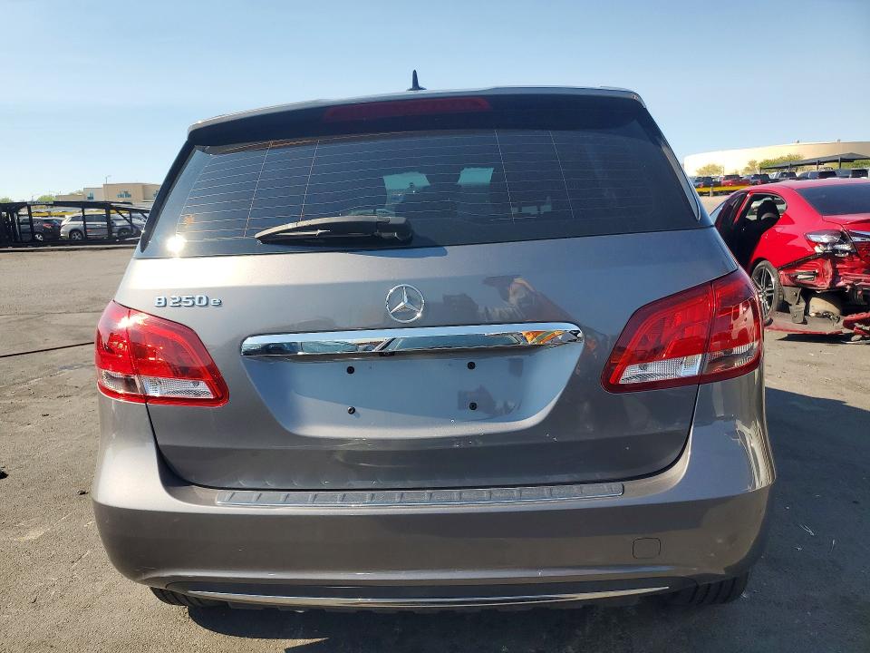 2017 Mercedes-benz VIN WDDVP9AB7HJ016326 COPART salvage auction — MINOR DENT/SCRATCHES, Nv - Certificate Of Title, sold $5,500 on 2026-07-27 (photo 6)