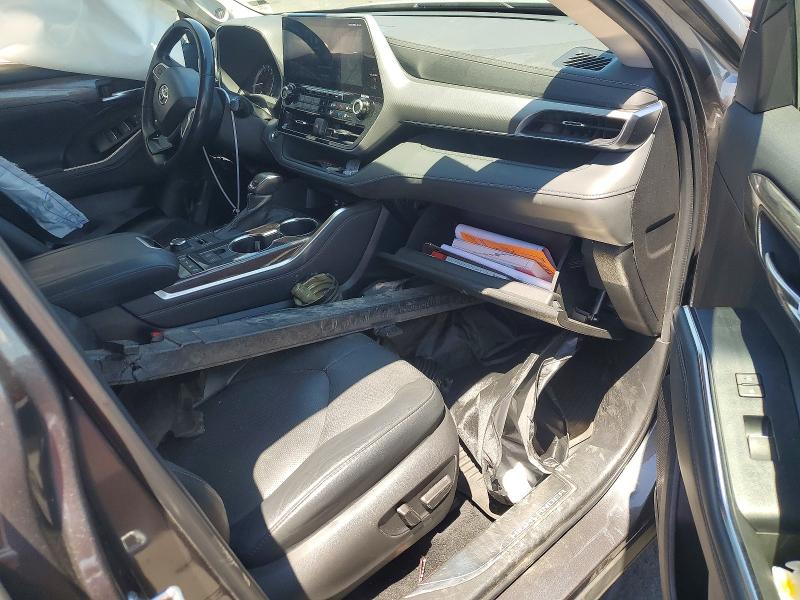 2022 Toyota Highlander VIN 5TDFZRBH1NS230514 COPART salvage auction — SIDE, CA - SALVAGE CERTIFICATE, sold $14,100 on 2026-07-28 (photo 8)