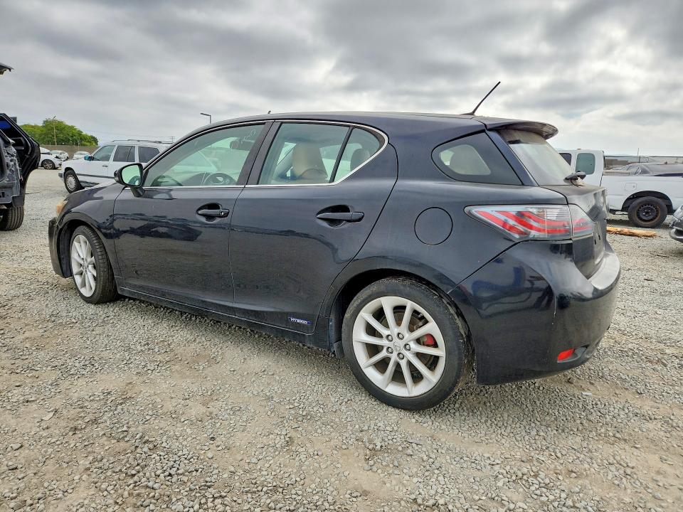2013 Lexus VIN JTHKD5BH2D2170690 COPART salvage auction — FRONT END, In - Dis/Dlr/Exp Only Clean Title, sold $775 on 2026-07-21 (photo 2)
