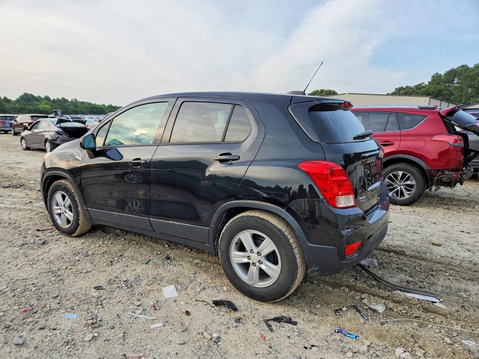 2020 Chevrolet Trax VIN KL7CJKSB2LB333598 COPART salvage auction — NORMAL WEAR, Pa - Cert Of Title, sold $3,100 on 2026-07-28 (photo 2)
