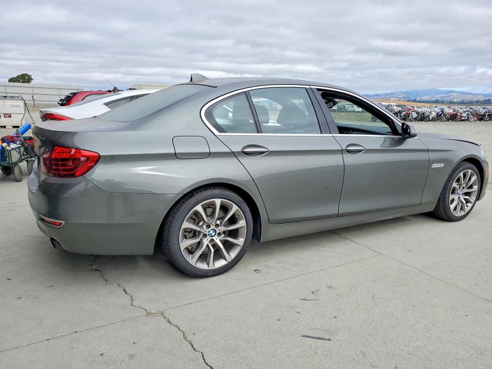 2014 BMW VIN WBA5B1C5XED477612 COPART salvage auction — MINOR DENT/SCRATCHES, Ca - Dis/Dlr/Exp Only Clean Title, sold $5,100 on 2026-07-16 (photo 3)
