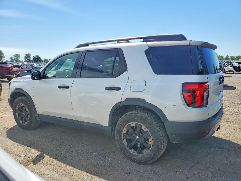 2026 Honda Passport VIN 5FNYF9H82TB502983 COPART salvage auction — ROOF, On - Permit Irrepairable, sold $9,800 on 2026-07-28 (photo 2)