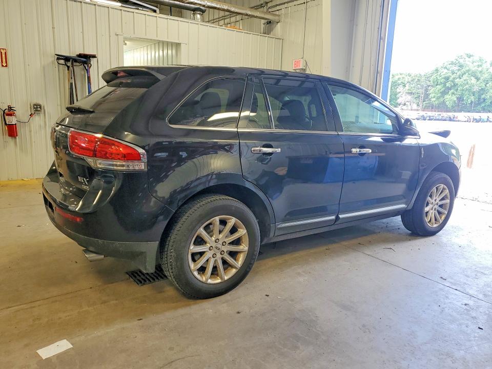 2013 Lincoln Mkx VIN 2LMDJ8JK3DBL03968 COPART salvage auction — FRONT END, Mn - Parts Vehicle Bill Of Sale, sold $625 on 2026-07-02 (photo 3)