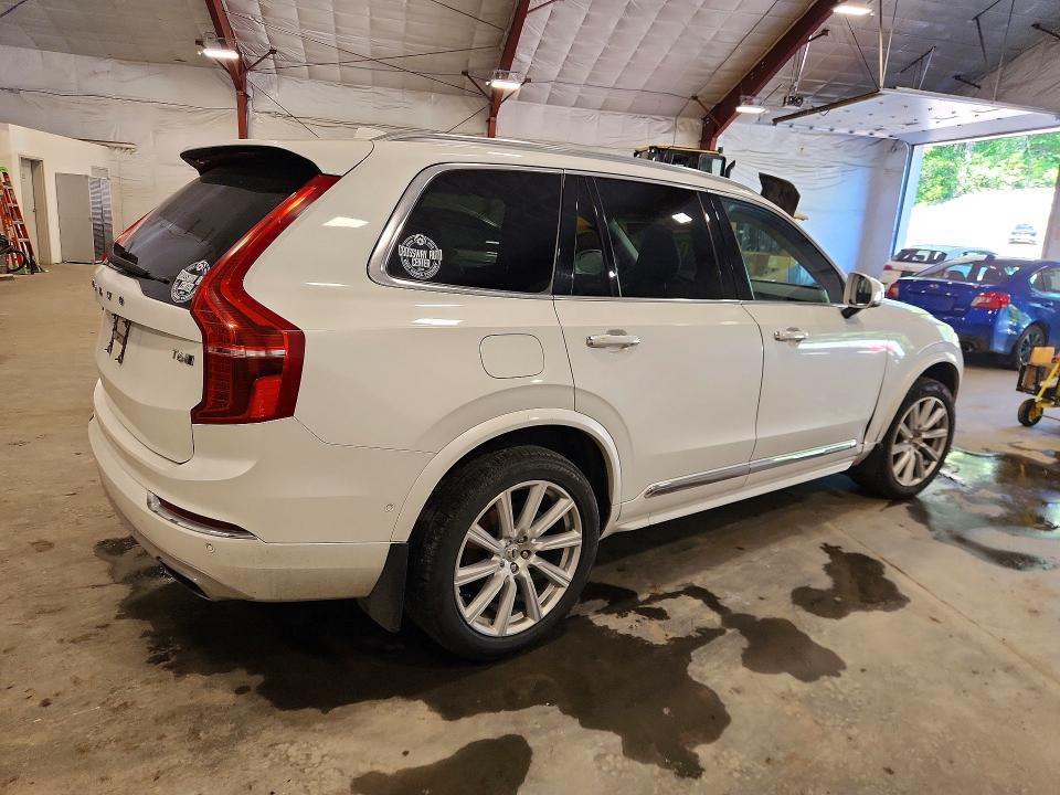 2016 Volvo Xc90 VIN YV4A22PL2G1024473 COPART salvage auction — MINOR DENT/SCRATCHES, Vt - Cert Of Title-Salvage Vehicle, sold $5,400 on 2026-07-20 (photo 3)