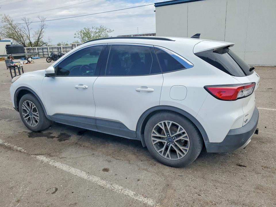 2020 Ford Escape VIN 1FMCU9H91LUB30449 COPART salvage auction — SIDE, Tx - Salvage Vehicle Title, sold $3,600 on 2026-07-24 (photo 2)