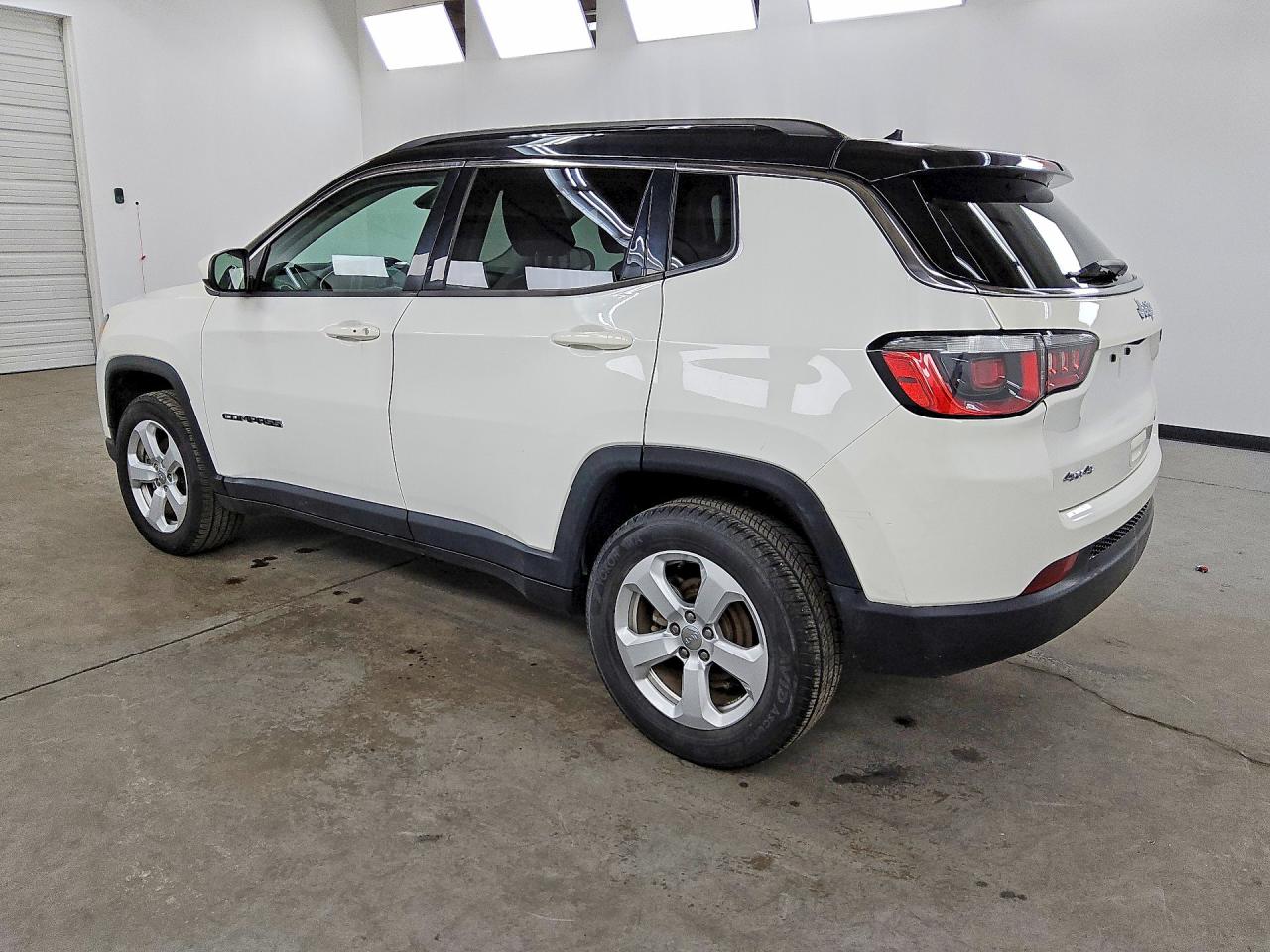 2018 Jeep Compass VIN 3C4NJDBBXJT192279 COPART salvage auction — Rear End, IL - CERTIFICATE OF TITLE, sold $7,000 on 2026-07-09 (photo 2)