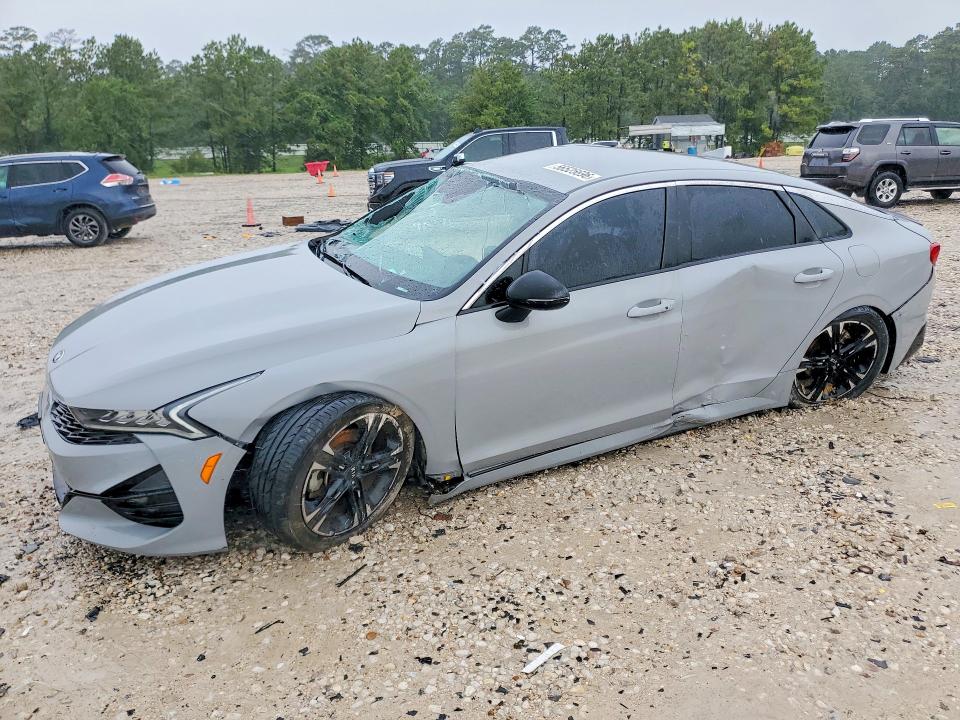 2021 Kia K5 VIN 5XXG64J29MG013516 COPART salvage auction — SIDE, Tx - Salvage Vehicle Title, sold $200 on 2026-07-28 (photo 1)