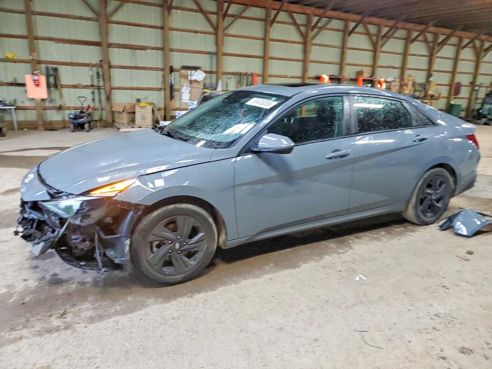 2022 Hyundai Elantra VIN KMHLM4AG7NU256426 COPART salvage auction — FRONT END, ON - PERMIT SALVAGE, sold $7,300 on 2026-07-14 (photo 1)