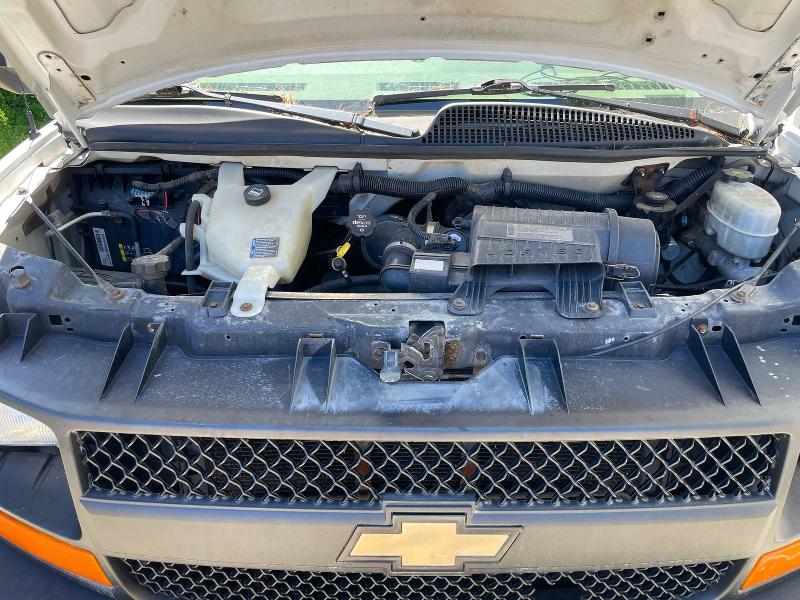 2014 Chevrolet Express VIN 1GB0G2CG8E1143526 COPART salvage auction — NORMAL WEAR, Me - Certificate Of Title (P), sold $1,700 on 2026-07-08 (photo 7)