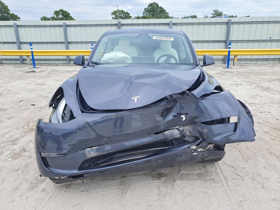 2023 Tesla Model y VIN 7SAYGDEE1PA195340 COPART salvage auction — FRONT END, Salvage Title, sold $6,700 on 2026-07-22 (photo 5)