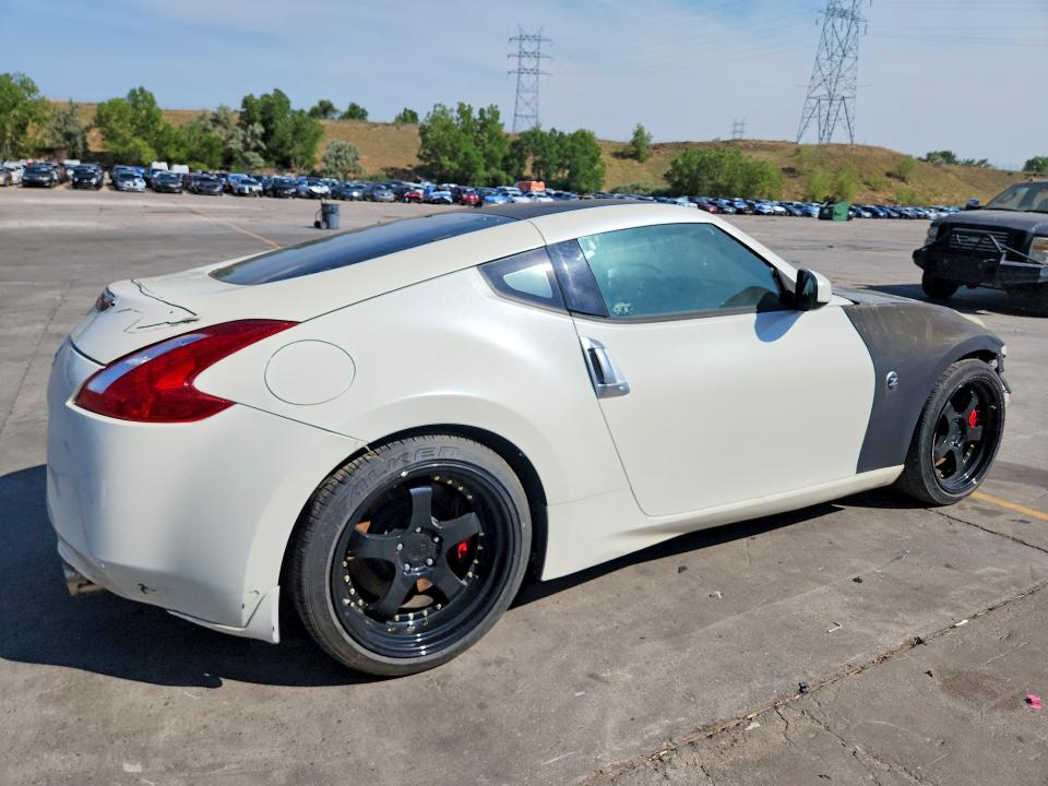 2014 Nissan 370z VIN JN1AZ4EH2EM630167 COPART salvage auction — HAIL, Co - Public - Salvage Title, sold $3,200 on 2026-07-15 (photo 3)