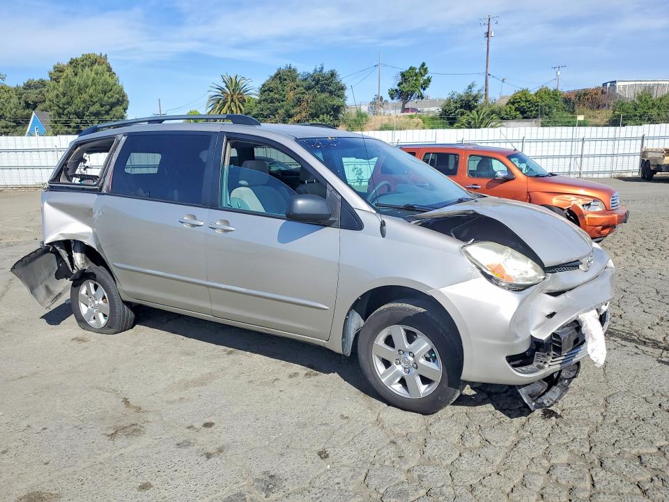 2005 Toyota Sienna VIN 5TDZA23C55S308887 COPART salvage auction — REAR END, Ca - Salvage Certificate, sold $625 on 2026-07-10 (photo 4)