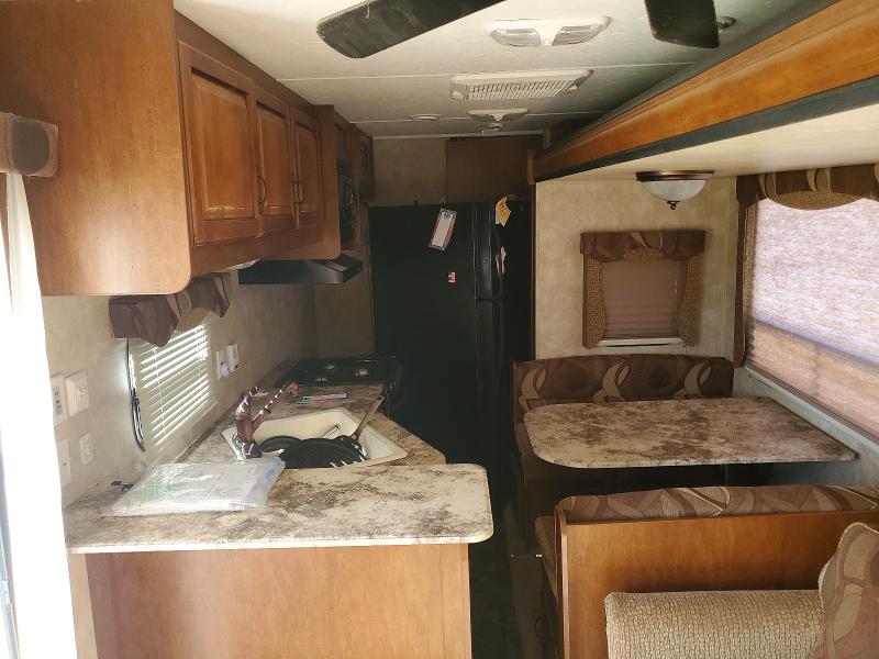 2014 Forrest river Recreational vehicle (rv) VIN 5ZT2CA4B7ET004603 COPART salvage auction — HAIL, IL - SALVAGE CERTIFICATE, sold $1,300 on 2026-07-23 (photo 6)