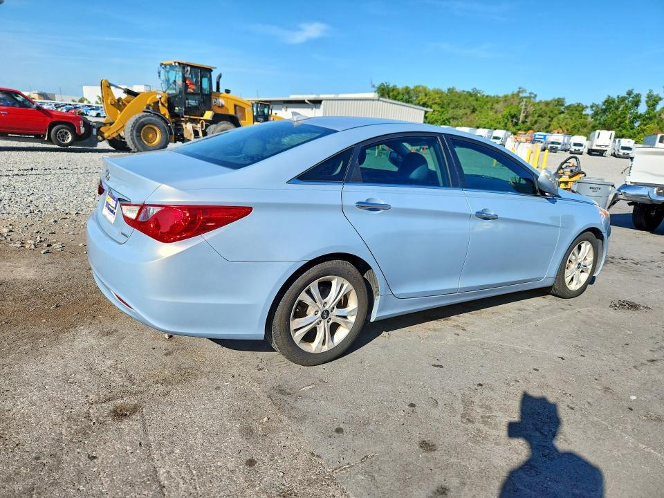 2013 Hyundai Sonata VIN 5NPEC4AC4DH652187 COPART salvage auction — MECHANICAL, Fl - Cert Of Title Slvg Rebuildable, sold $1,200 on 2026-07-08 (photo 3)