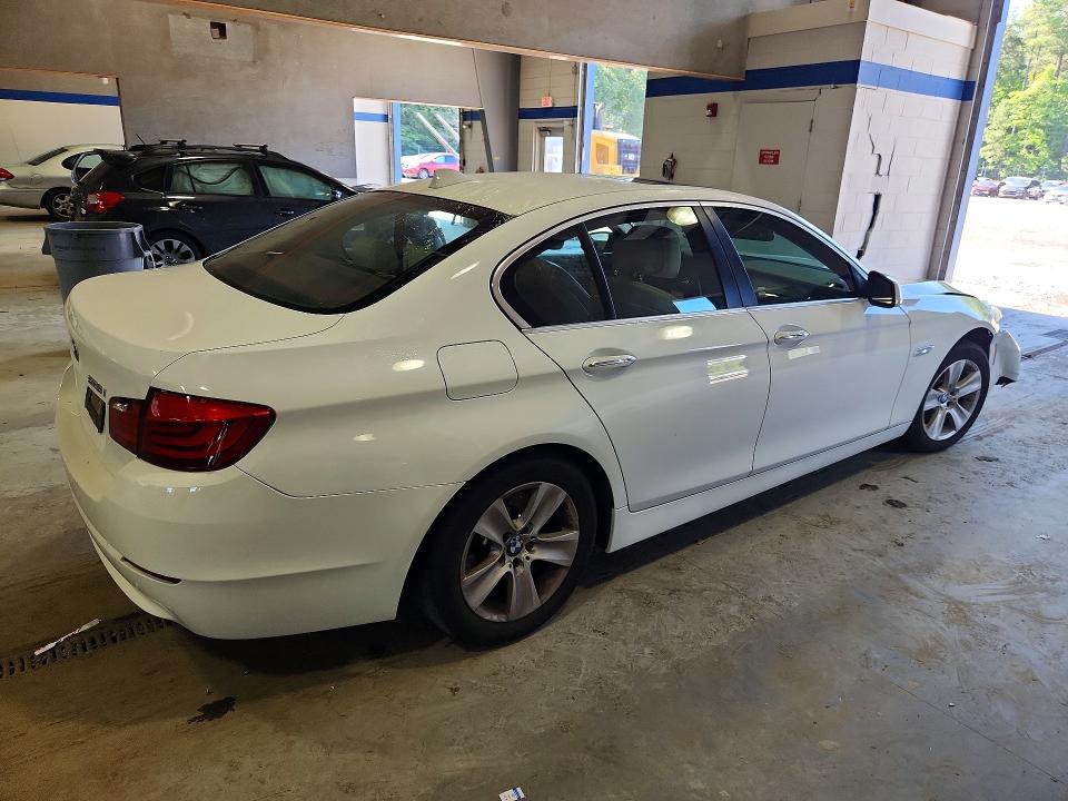 2011 BMW 5 series VIN WBAFR1C59BC750511 COPART salvage auction — FRONT END, Va - Cert Of Title - Salvage, sold $900 on 2026-07-10 (photo 3)