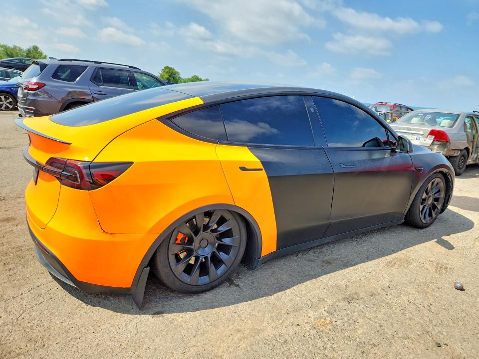 2024 Tesla Model y VIN 7SAYGAEE6RF029884 COPART salvage auction — FRONT END, Pa - Certificate Of Salvage, sold $12,100 on 2026-07-14 (photo 3)