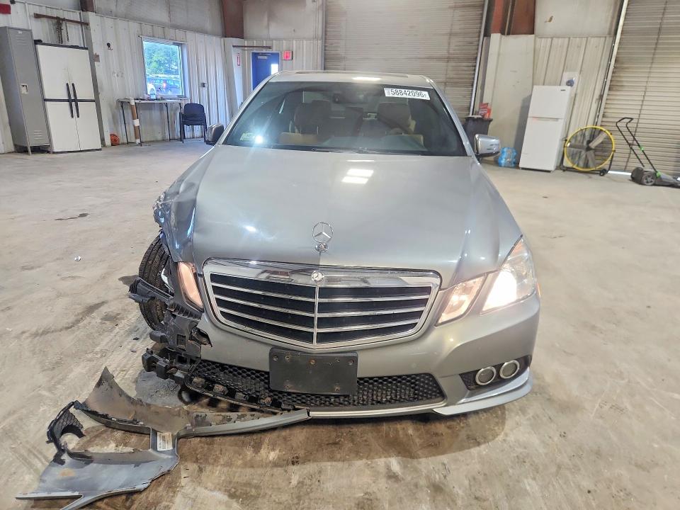 2010 Mercedes-benz E-class VIN WDDHF8HB1AA065527 COPART salvage auction — FRONT END, Nh - Cert Of Title-Rebuilt Vehicle, sold $950 on 2026-07-08 (photo 5)