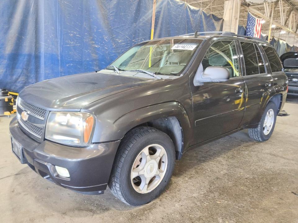 2006 Chevrolet Trailblazer VIN 1GNDT13S262174085 COPART salvage auction — MINOR DENT/SCRATCHES, MI - CERTIFICATE OF TITLE, sold $725 on 2026-07-09 (photo 1)