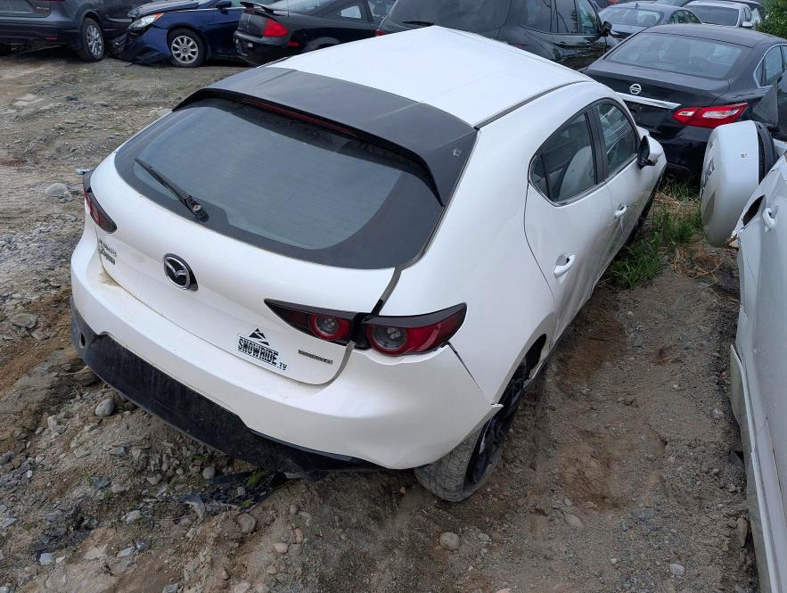 2021 Mazda 3 VIN JM1BPAK73M1312267 COPART salvage auction — SIDE, Qc - Irrecuperable, sold $2,250 on 2026-07-07 (photo 3)