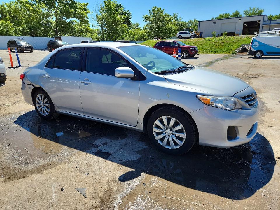 2013 Toyota VIN 2T1BU4EE4DC125880 COPART salvage auction — REAR END, Mo - Salvage Certificate Of Title, sold $2,950 on 2026-07-10 (photo 4)