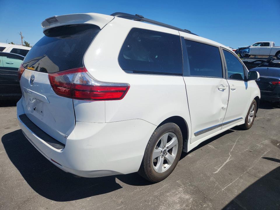 2020 Toyota Sienna VIN 5TDKZ3DC9LS065113 COPART salvage auction — FRONT END, Nv - Salvage Title, sold $4,850 on 2026-07-06 (photo 3)
