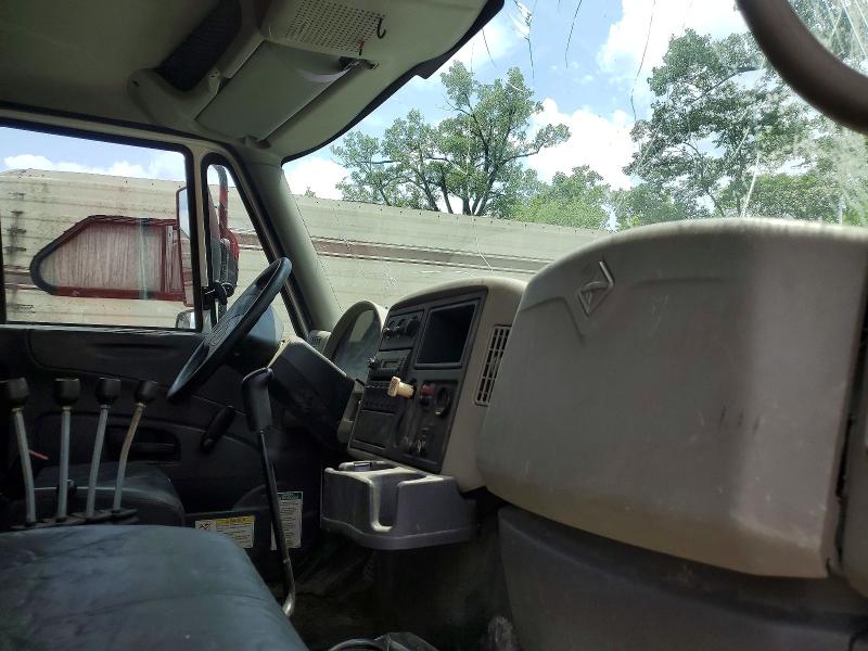 2010 International 7000-series VIN 1HTWDAAR8AJ259917 COPART salvage auction — ROLLOVER, Oh - Cert Of Title-Salvage (P), sold $1,650 on 2026-07-16 (photo 5)