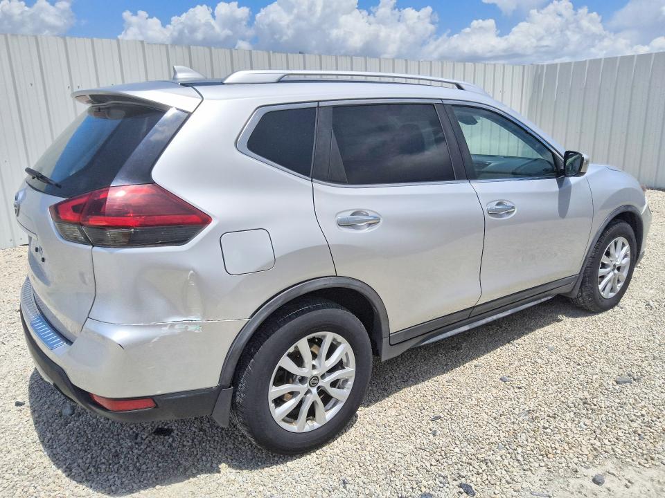 2019 Nissan Rogue sport VIN KNMAT2MT5KP555077 COPART salvage auction — NORMAL WEAR, Fl - Certificate Of Title, sold $1,500 on 2026-07-28 (photo 3)