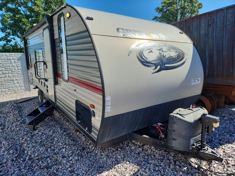 2019 Forest river Cherokee VIN 4X4TCKX2XKK054866 COPART salvage auction — HAIL, WI - CERTIFICATE OF TITLE, sold $7,400 on 2026-07-06 (photo 1)