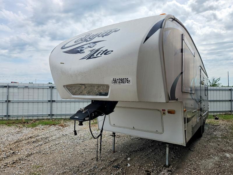 2012 Keystone Cougar VIN 4YDF28S27C2504522 COPART salvage auction — SIDE, MO - SALVAGE CERTIFICATE OF TITLE, sold $2,250 on 2026-07-30 (photo 2)