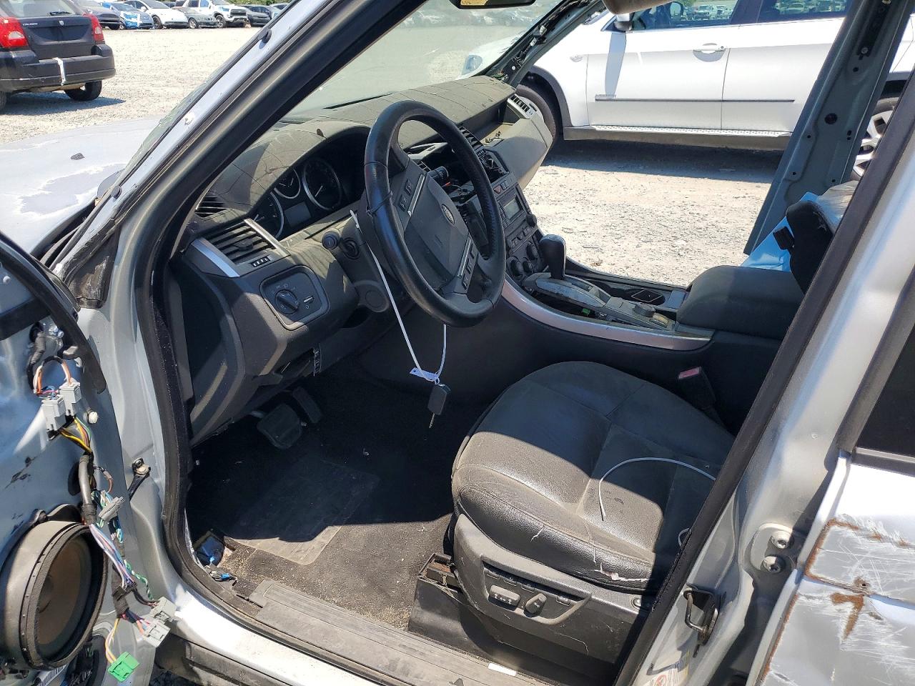 2007 Land Rover Range Rover Sport VIN SALSF25497A987242 COPART salvage auction — Side, CA - DIS/DLR/EXP ONLY LIEN PAPERS, sold $100 on 2026-07-03 (photo 7)