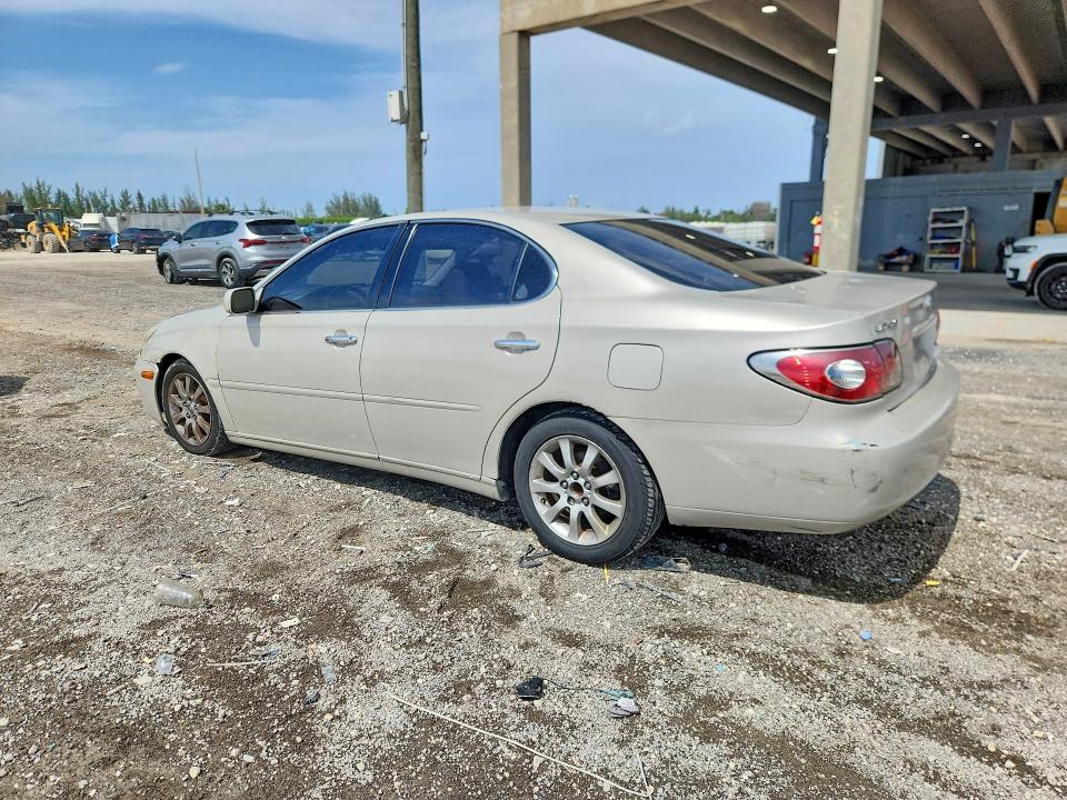 2002 Lexus Es 300 VIN JTHBF30G920043047 COPART salvage auction — FRONT END, FL - CERT OF TITLE SLVG REBUILDABLE, sold $250 on 2026-07-14 (photo 2)