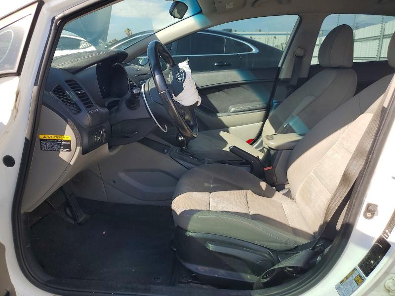 2015 Kia Forte VIN KNAFX5A88F5339752 COPART salvage auction — FRONT END, CA - SALVAGE CERTIFICATE, sold $400 on 2026-07-27 (photo 7)