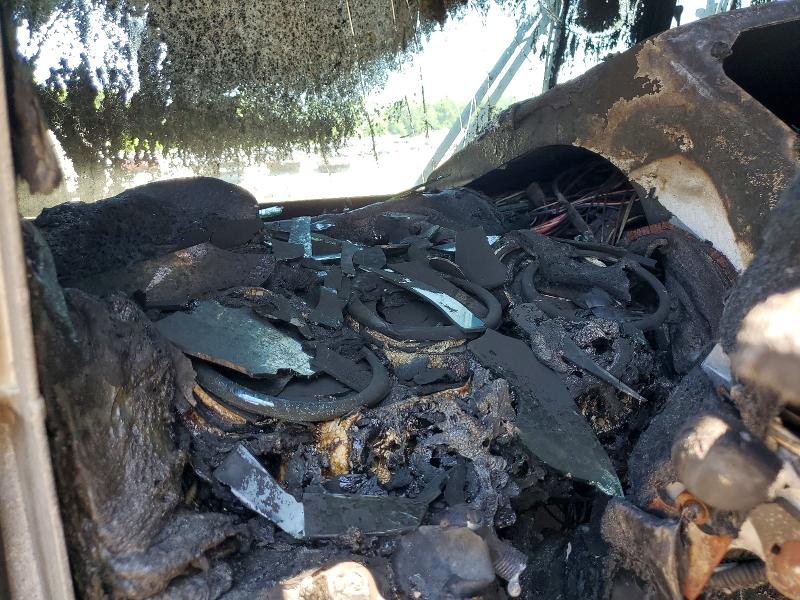 2009 Spartan motors Metro star VIN 4S7CW2D949C071664 COPART salvage auction — BURN, SC - CERT OF TITLE-SALVAGE FIRE, sold $9,700 on 2026-07-22 (photo 8)