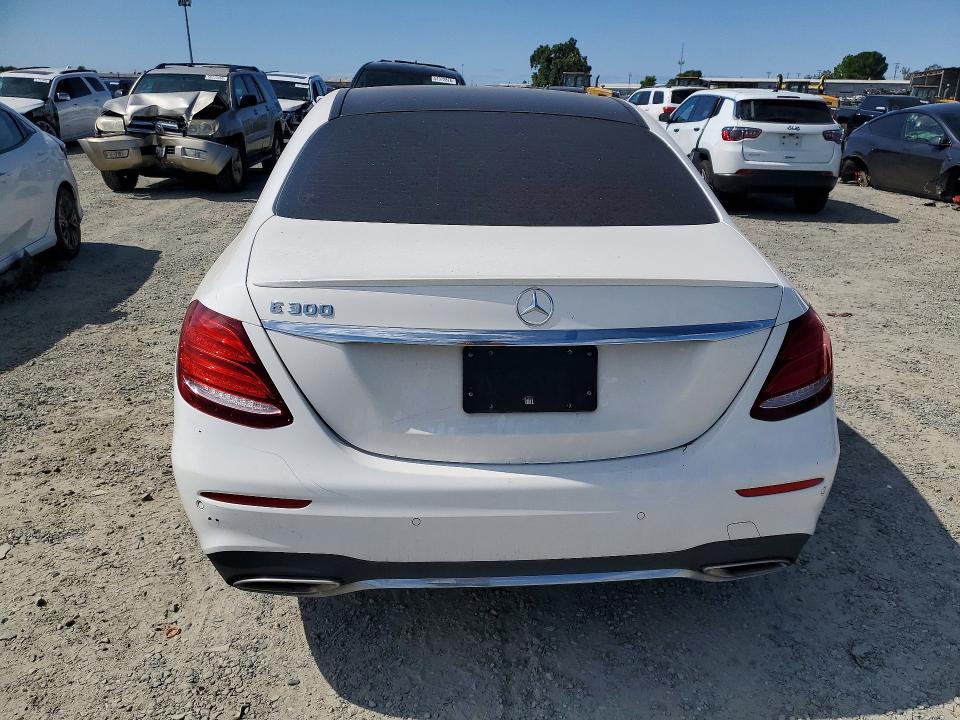 2018 Mercedes-benz E-klasse VIN WDDZF4JB1JA428982 COPART salvage auction — VANDALISM, Ca - Salvage Certificate, sold $8,300 on 2026-07-14 (photo 6)