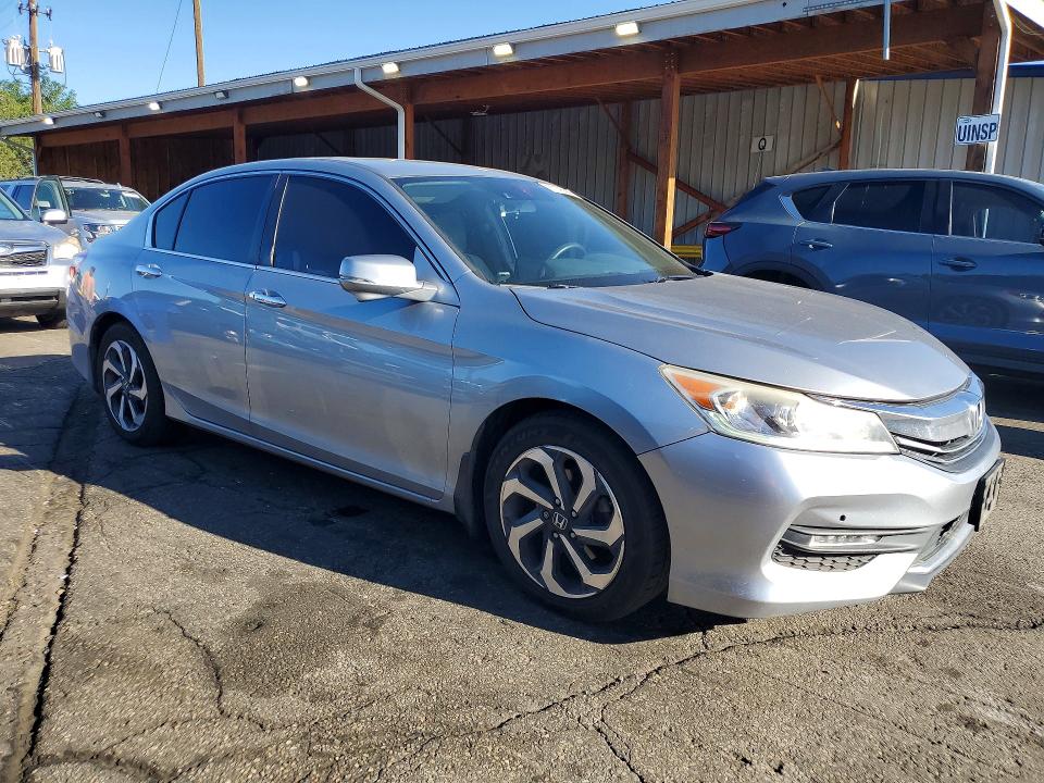2017 Honda Accord VIN 1HGCR2F03HA045639 COPART salvage auction — HAIL, Co - Certificate Of Title, sold $3,600 on 2026-07-09 (photo 4)
