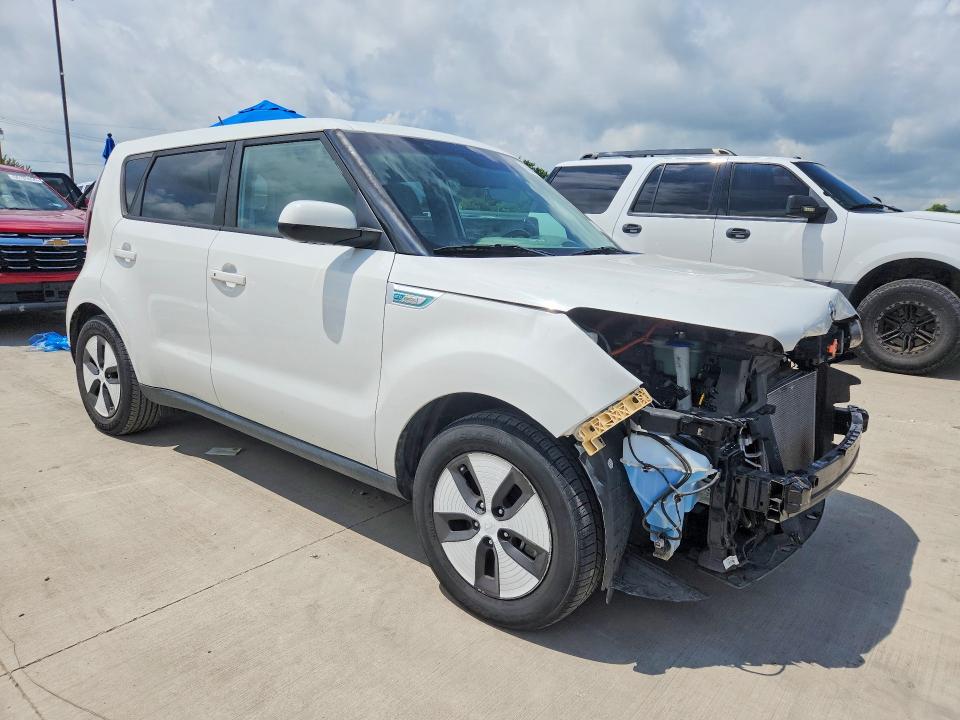 2017 Kia Soul VIN KNDJP3AE8H7021306 COPART salvage auction — FRONT END, Tx - Salvage W/Lemon Law Historty, sold $1,450 on 2026-07-13 (photo 4)