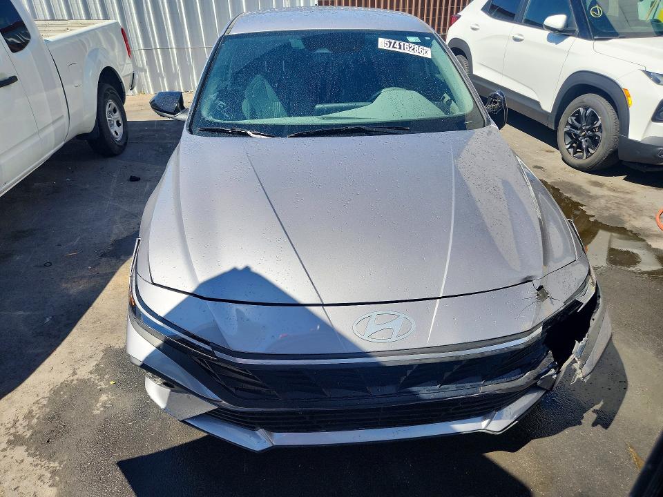 2025 Hyundai Elantra VIN KMHLM4DG8SU080932 COPART salvage auction — ALL OVER, Nv - Certificate Of Title, sold $125 on 2026-07-28 (photo 5)