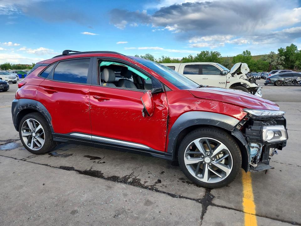 2021 Hyundai Kona VIN KM8K5CA59MU635931 COPART salvage auction — ROLLOVER, Co - Salvage Title, sold $2,050 on 2026-07-08 (photo 4)